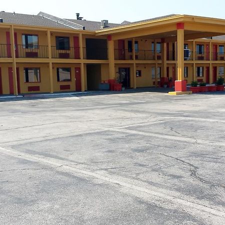 Park Hill Inn And Suites Оклахома-Сити Экстерьер фото